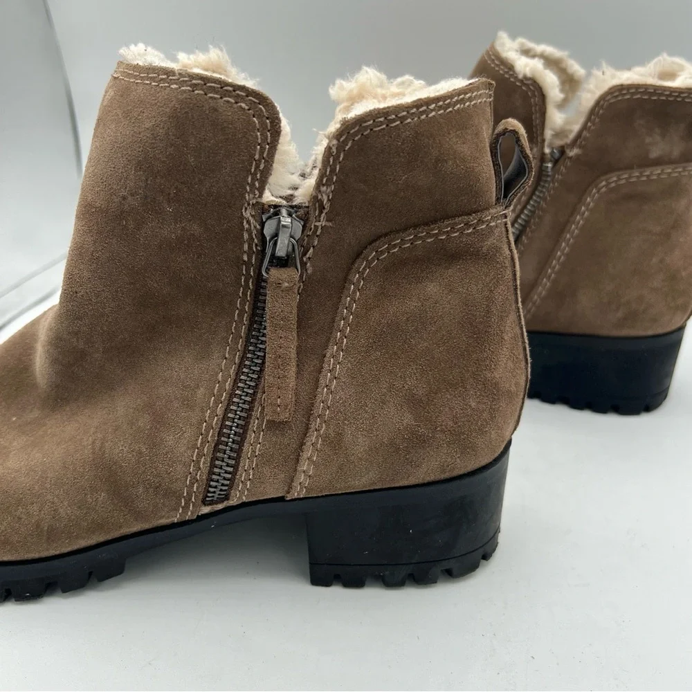 Treasure & Bond‎ Paisley Brown Boots Women’s 8.5 Chunky Lug Sole Shearling Trim